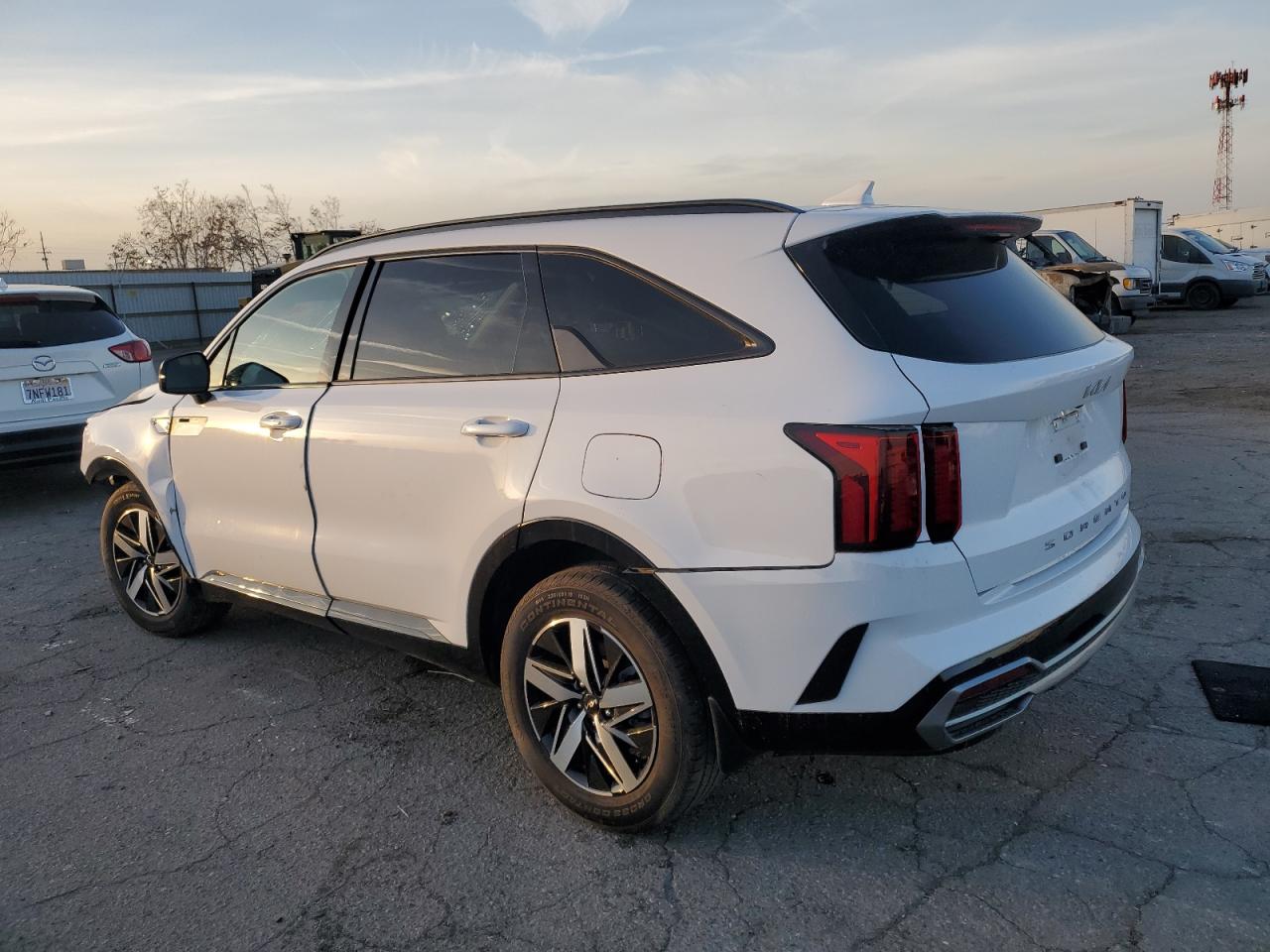 2022 Kia Sorento - Image 2