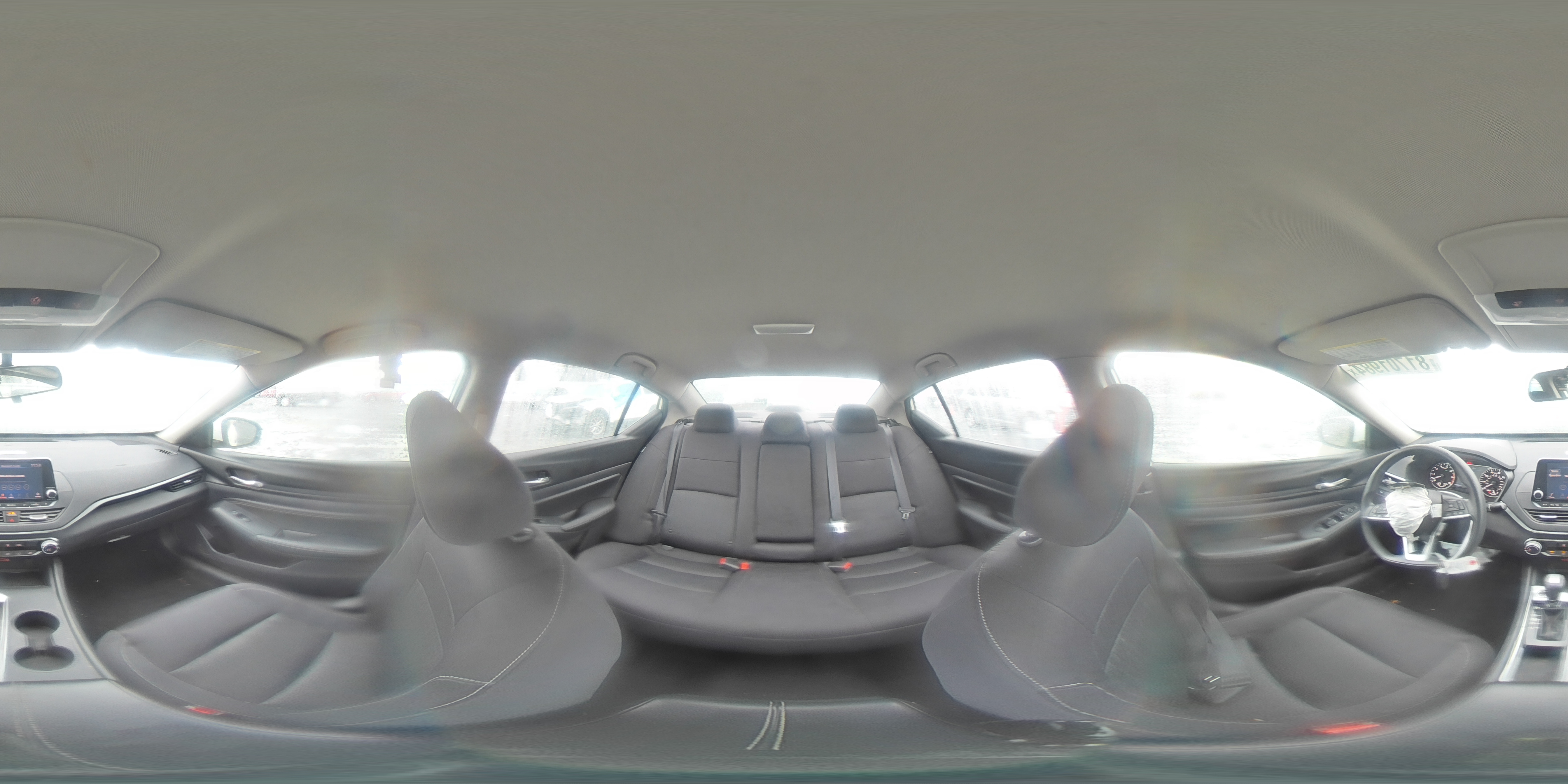2020 Nissan Altima - Image 13
