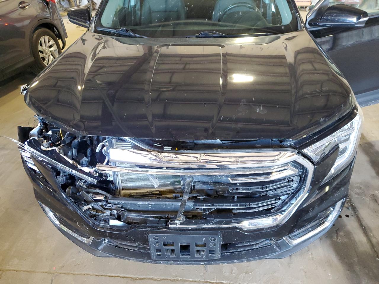 2022 GMC Terrain - Image 12