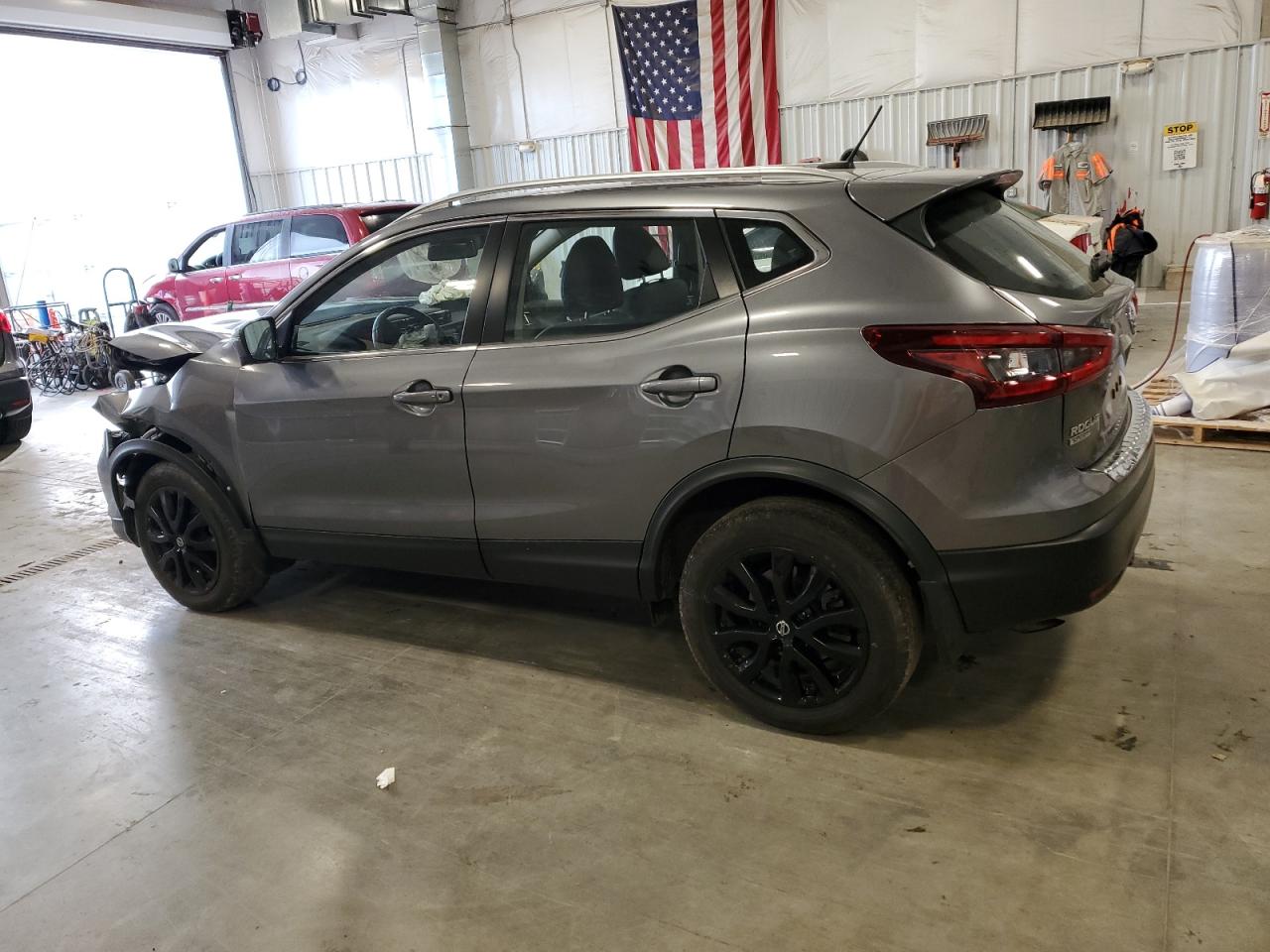 2021 Nissan Rogue - Image 2