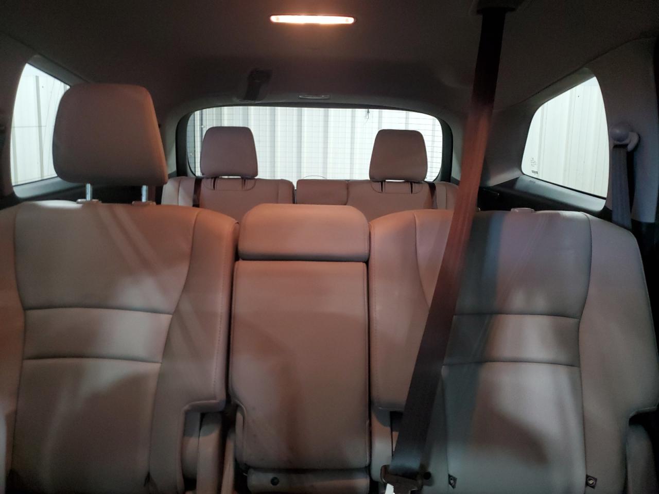 2018 Honda Pilot - Image 10