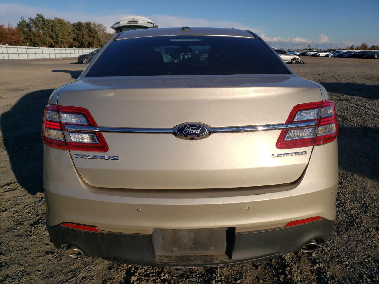 2018 Ford Taurus Limited VIN: 1FAHP2F89JG109496 Lot: 81288434