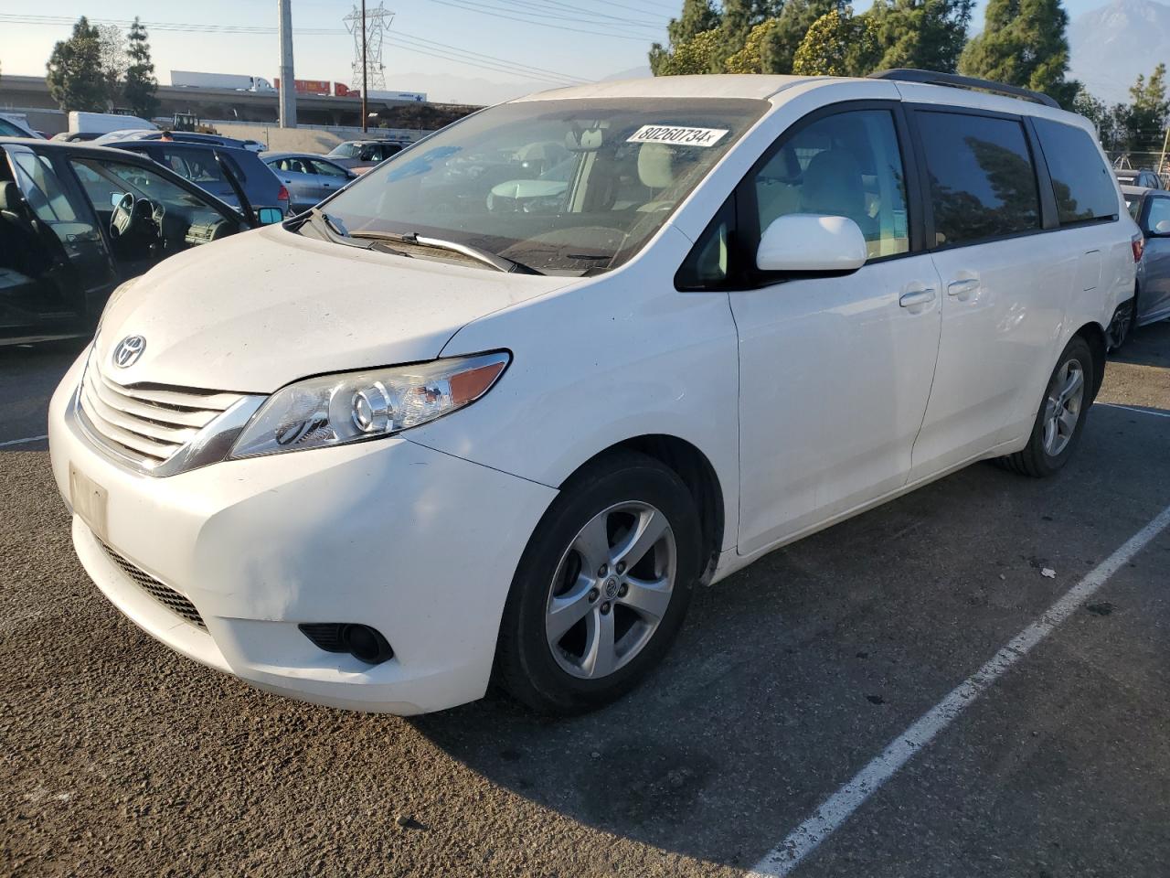 2015 Toyota Sienna - Image 1