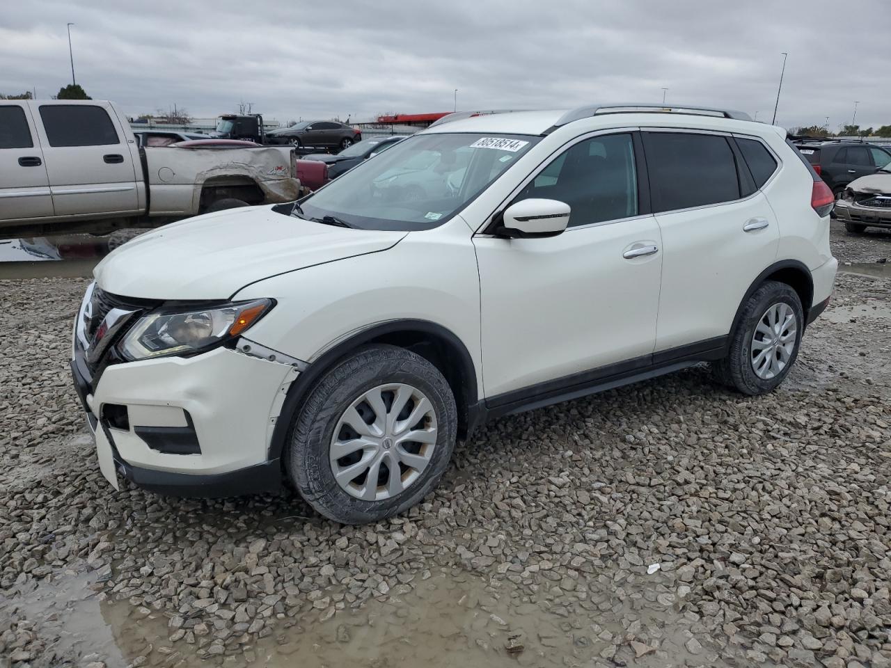 2017 Nissan Rogue - Image 1