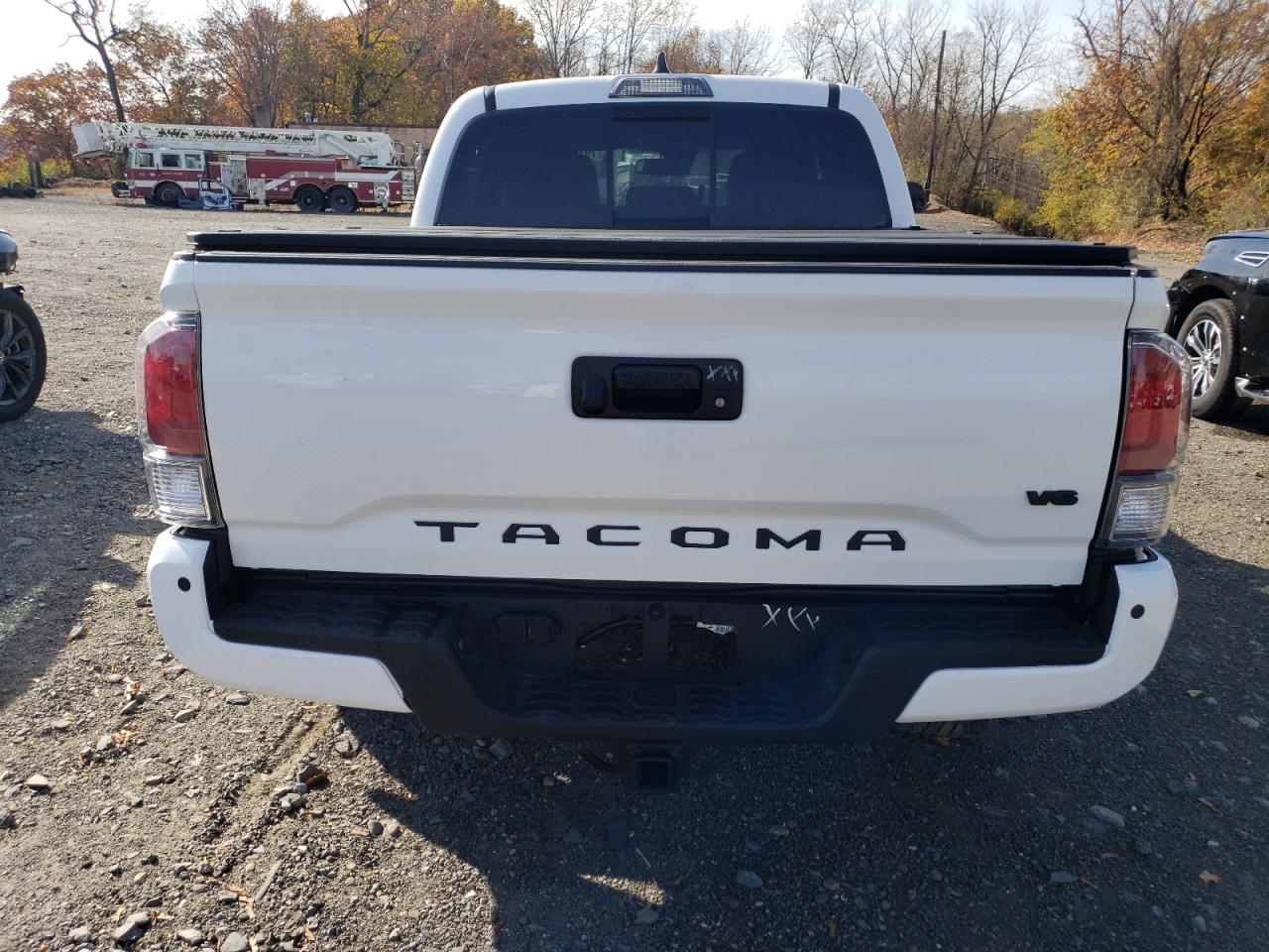 2023 Toyota Tacoma Double Cab VIN: 3TMCZ5AN0PM615892 Lot: 79398484