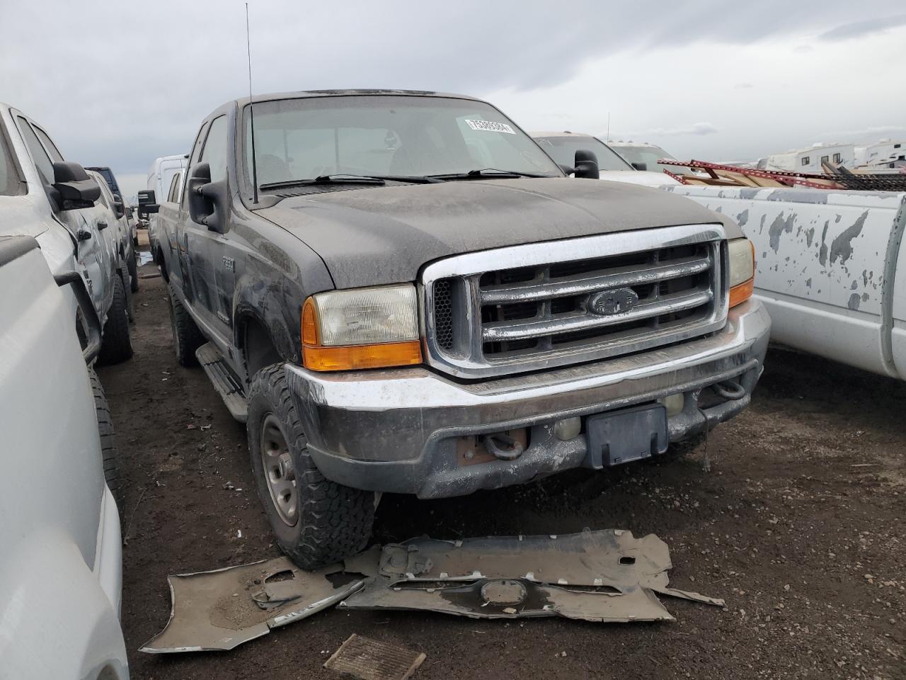 2001 Ford F350 - Image 4