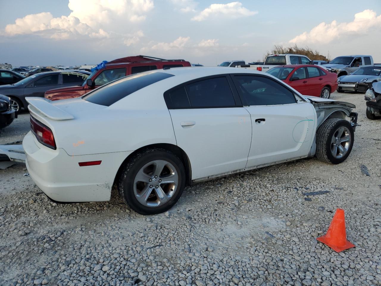 2013 Dodge Charger - Image 3