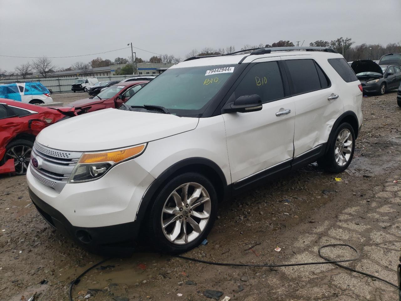 2011 Ford Explorer Xlt for Sale in Louisville, KY - Side