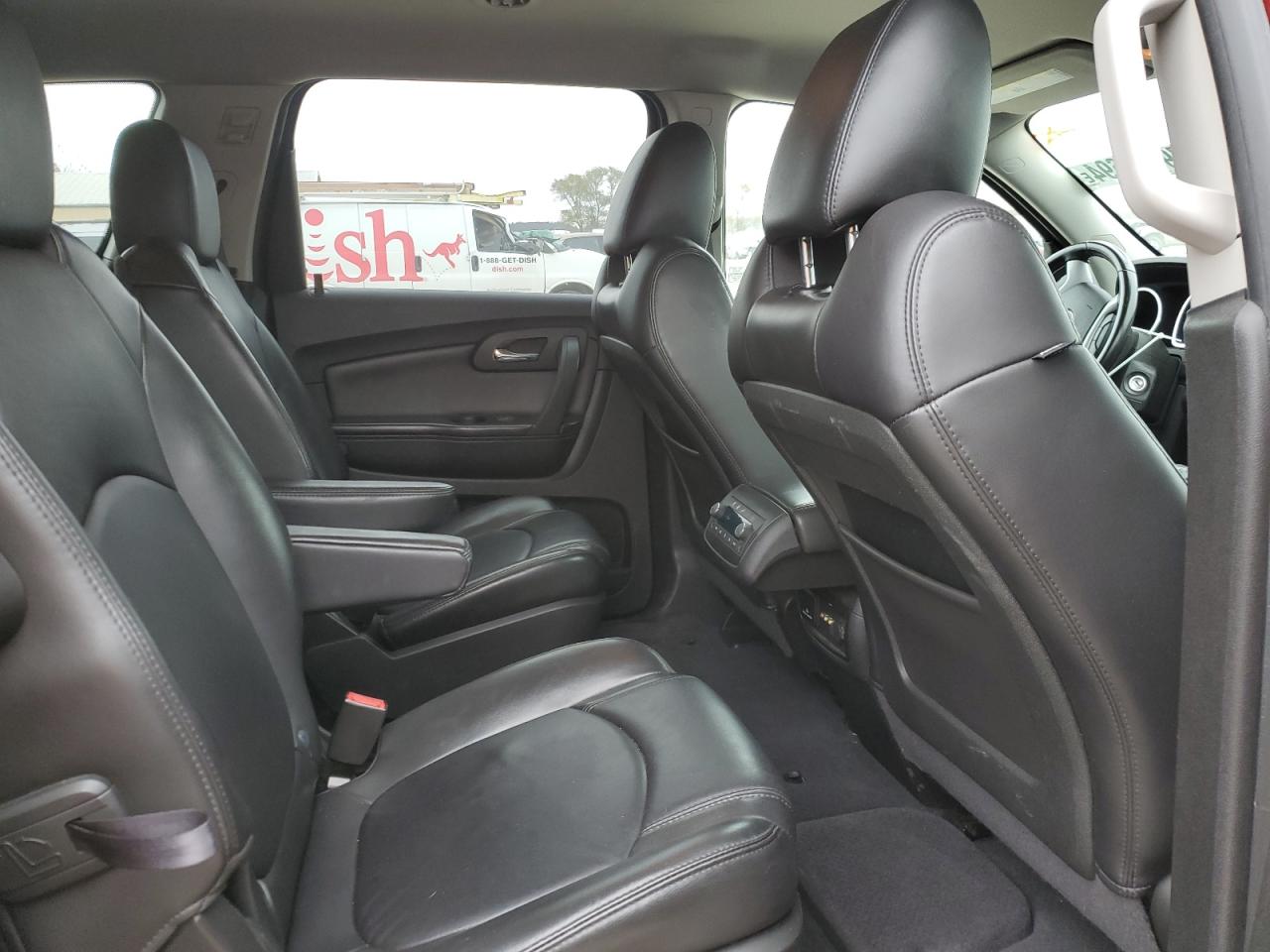 2012 Chevrolet Traverse - Image 11