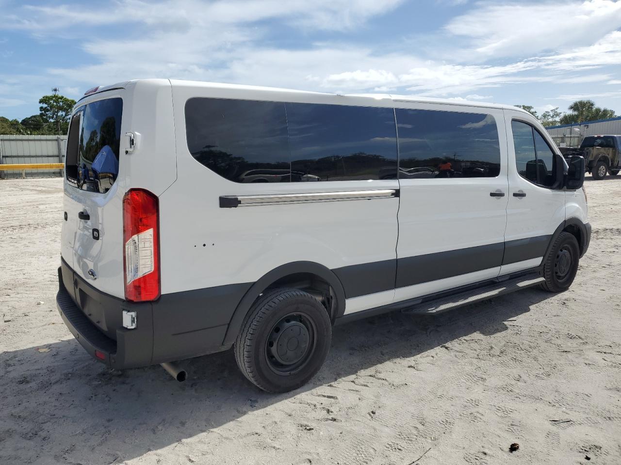 2023 Ford Transit - Image 3