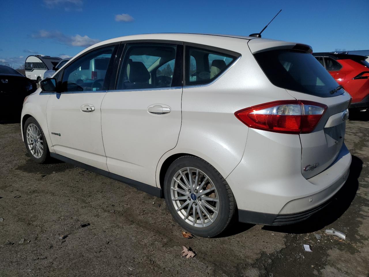 VIN 1FADP5BU9DL503417 2013 FORD CMAX no.2