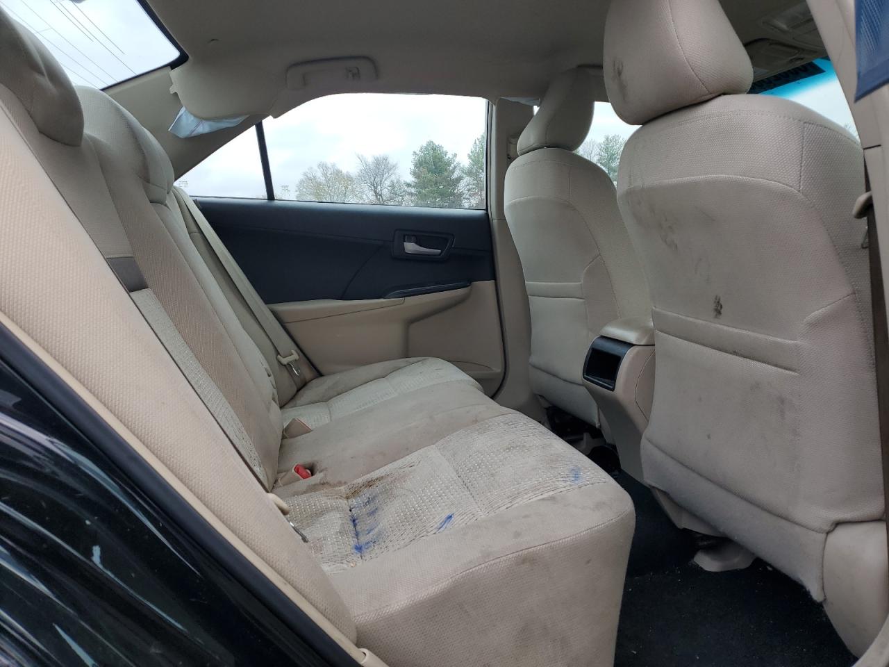 2014 Toyota Camry - Image 10