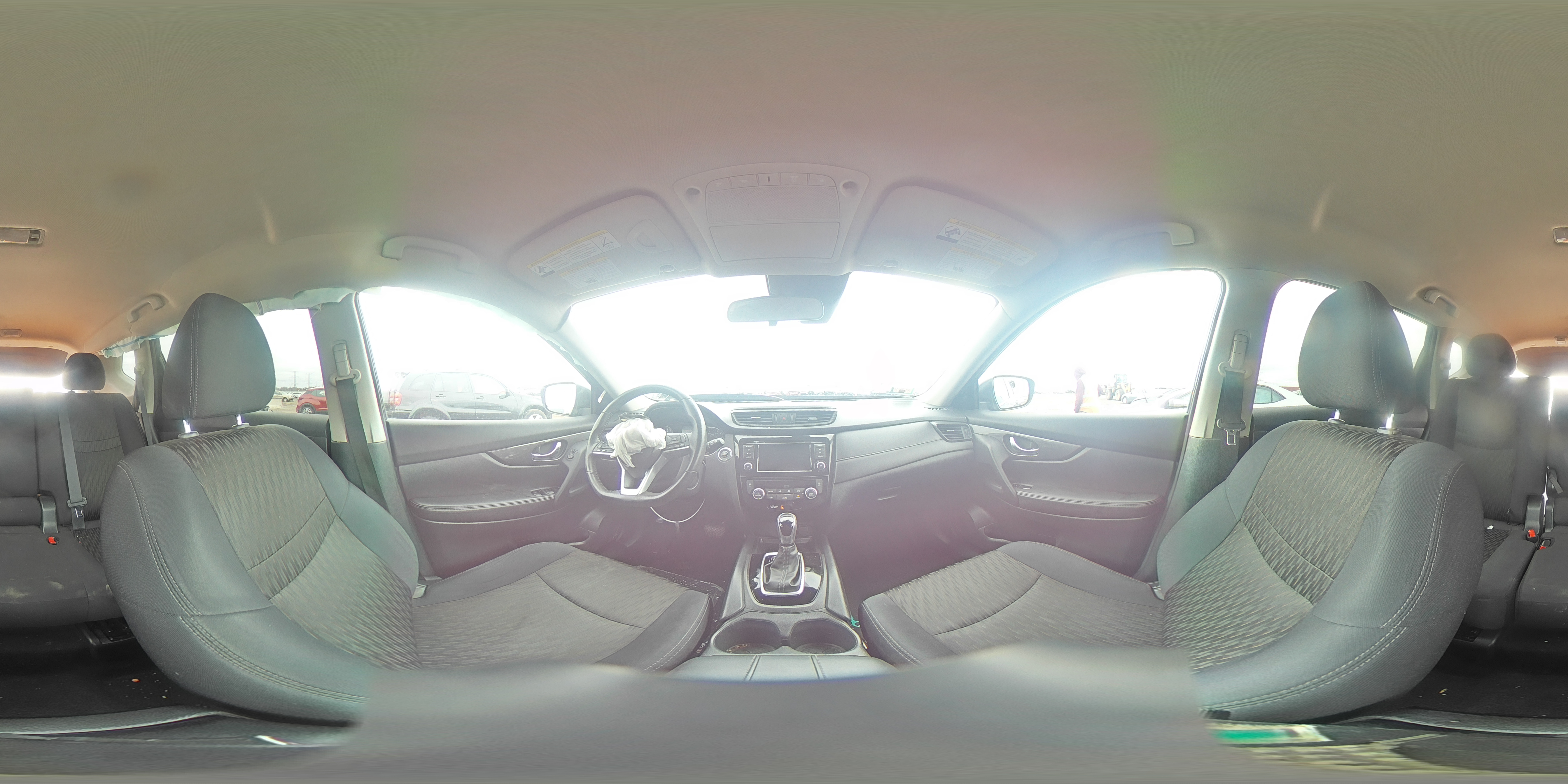 2019 Nissan Rogue - Image 12