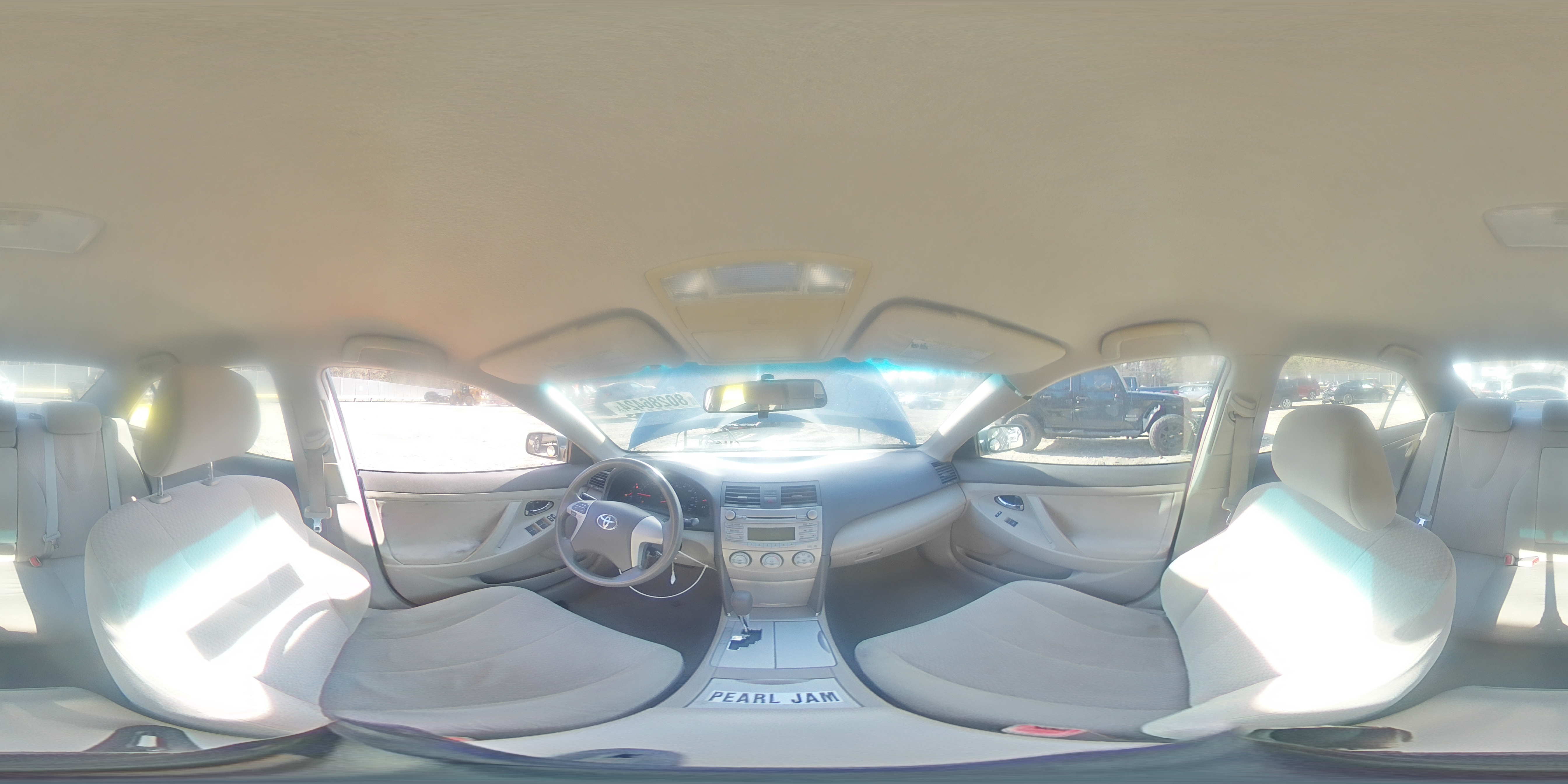 2011 Toyota Camry - Image 12
