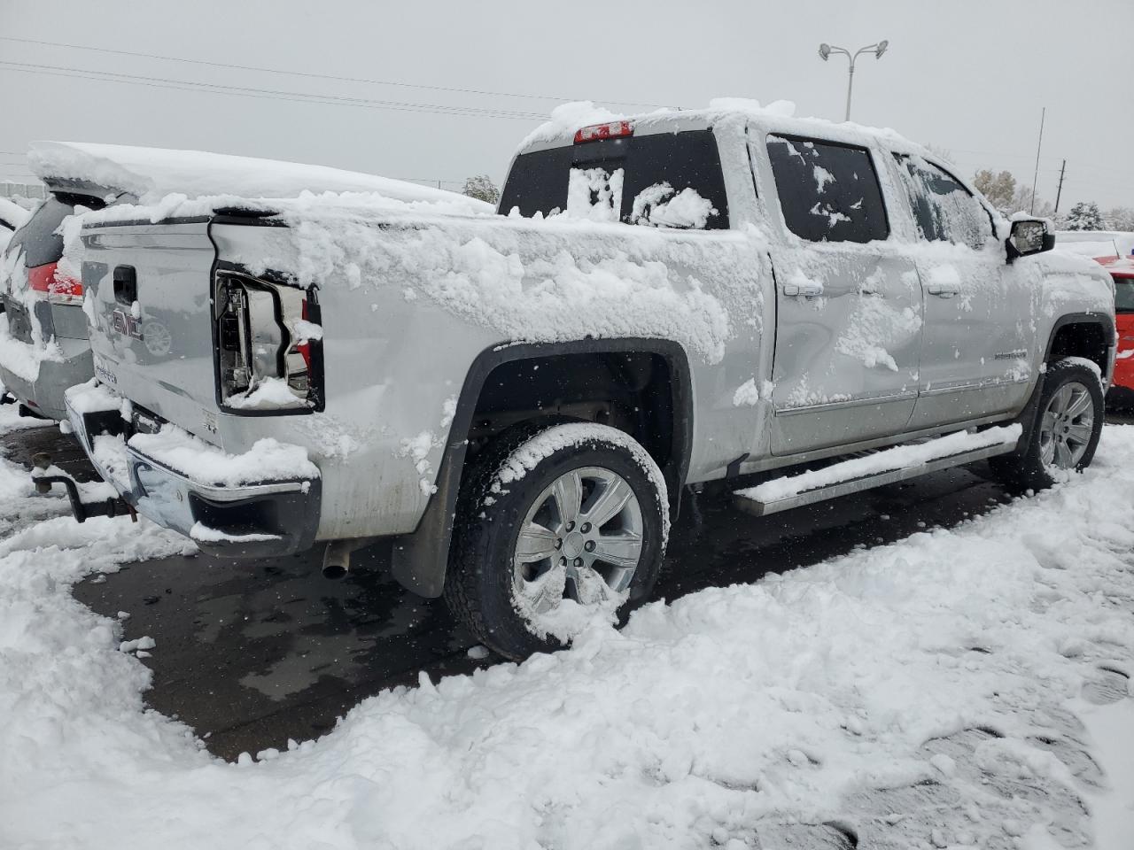 2017 GMC Sierra - Image 3