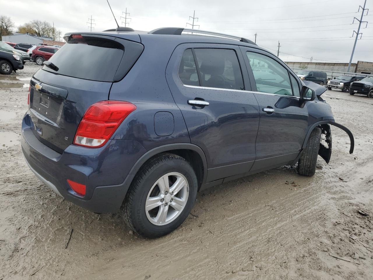 2018 Chevrolet Trax - Image 3