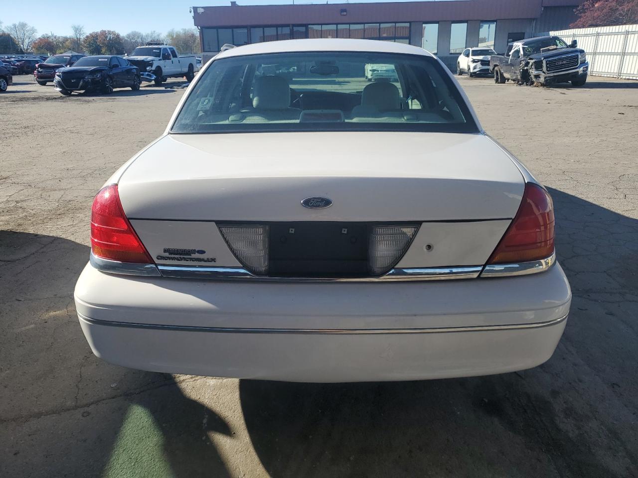 2003 Ford Crown Victoria - Image 6