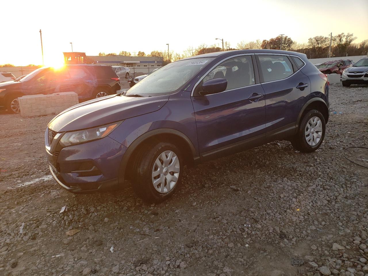 2020 Nissan Rogue - Image 1