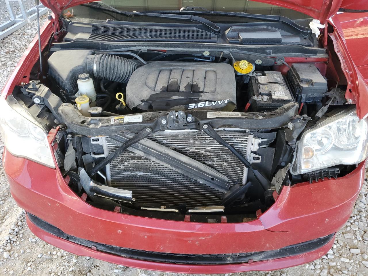 2015 Dodge Caravan - Image 13