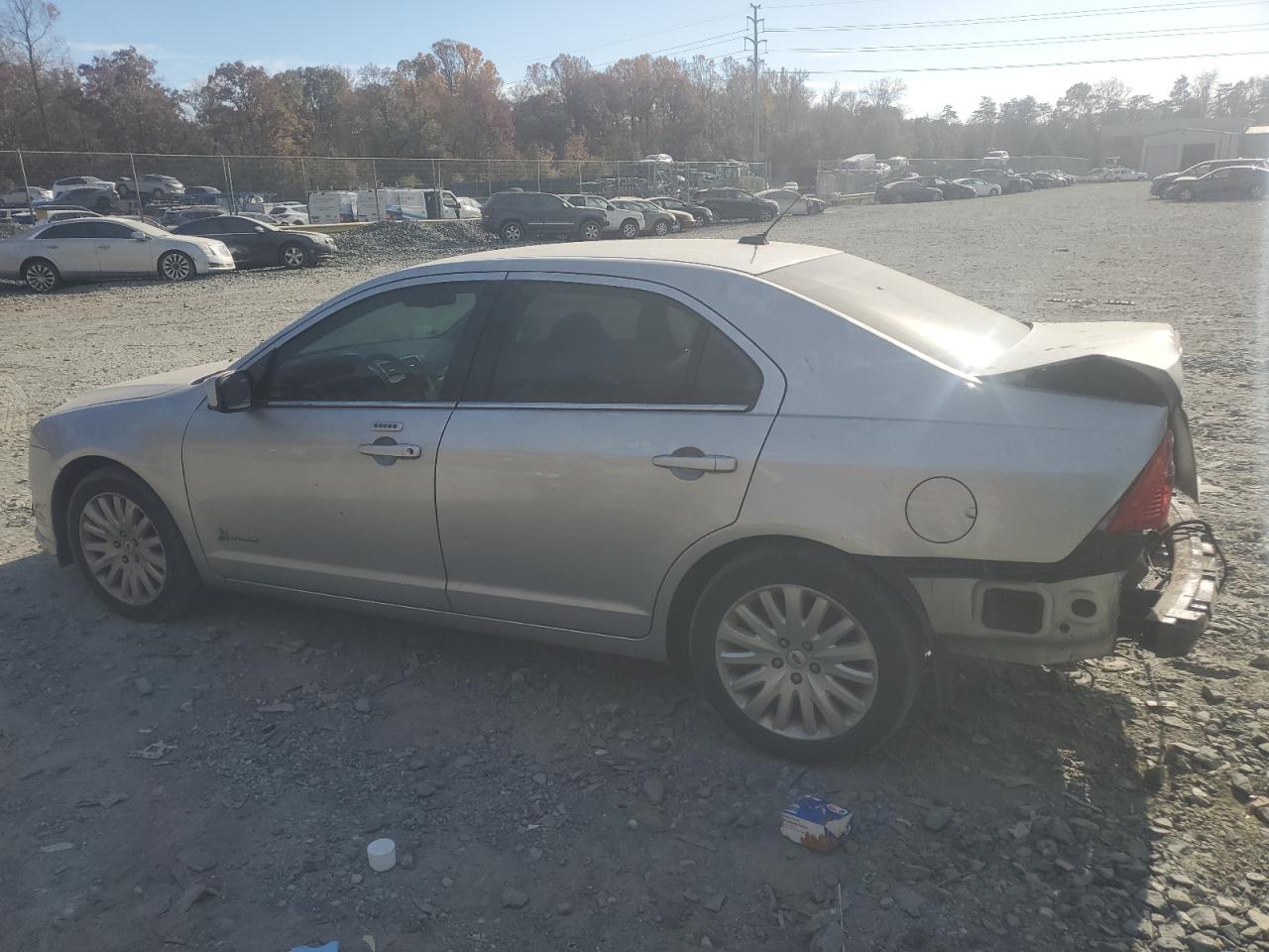 2011 Ford Fusion - Image 2