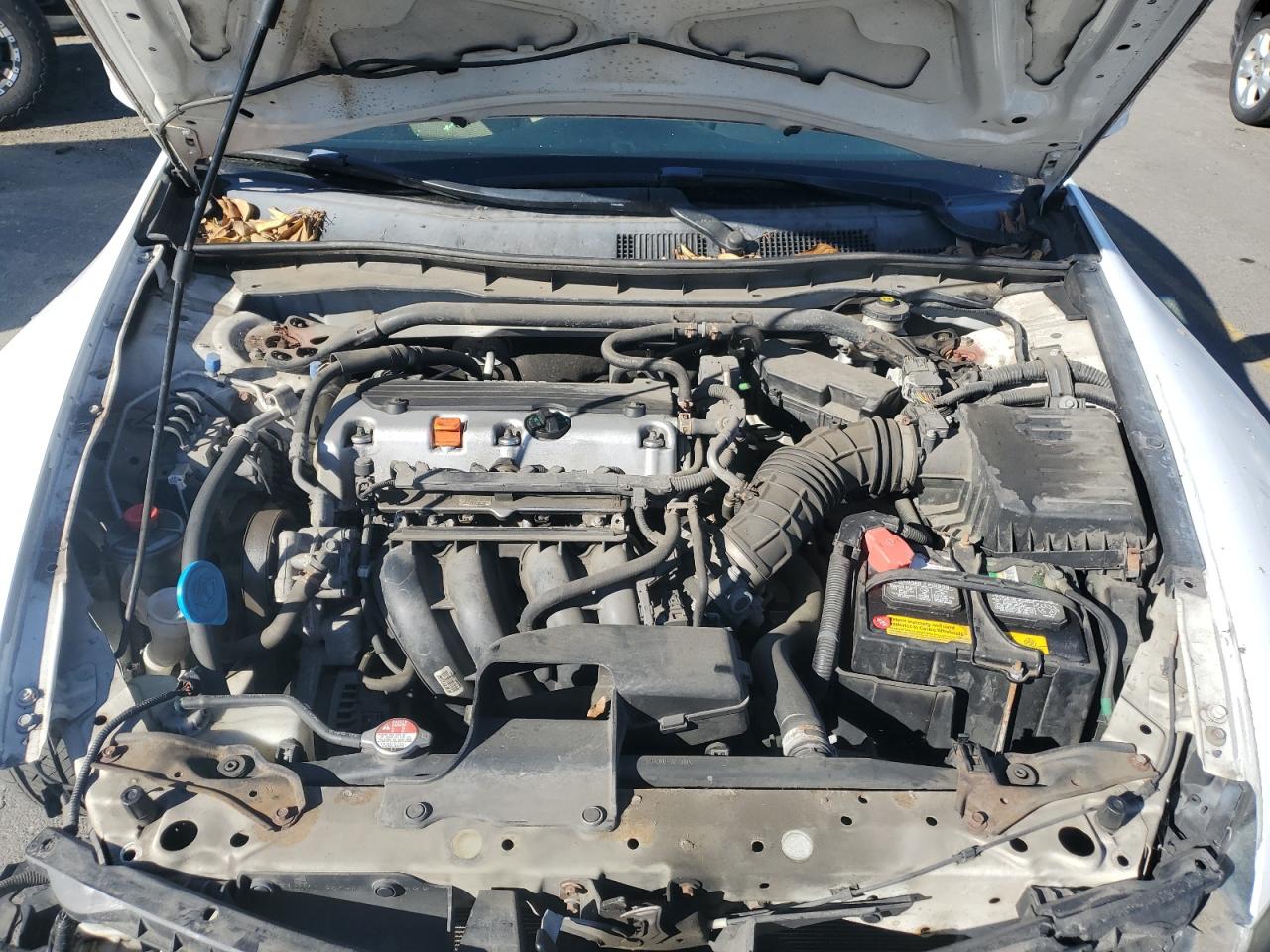 2010 Honda Accord - Image 11