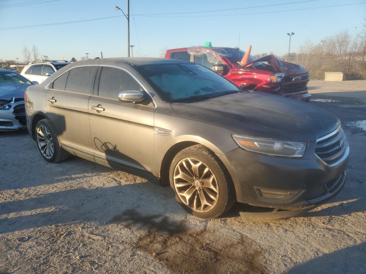 2015 Ford Taurus - Image 4