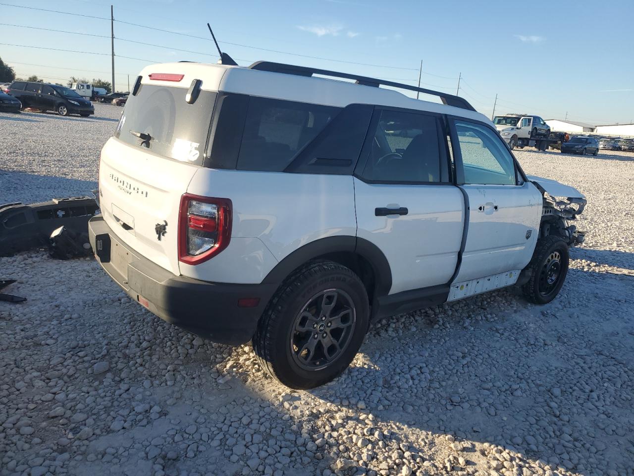 2021 Ford Bronco - Image 3