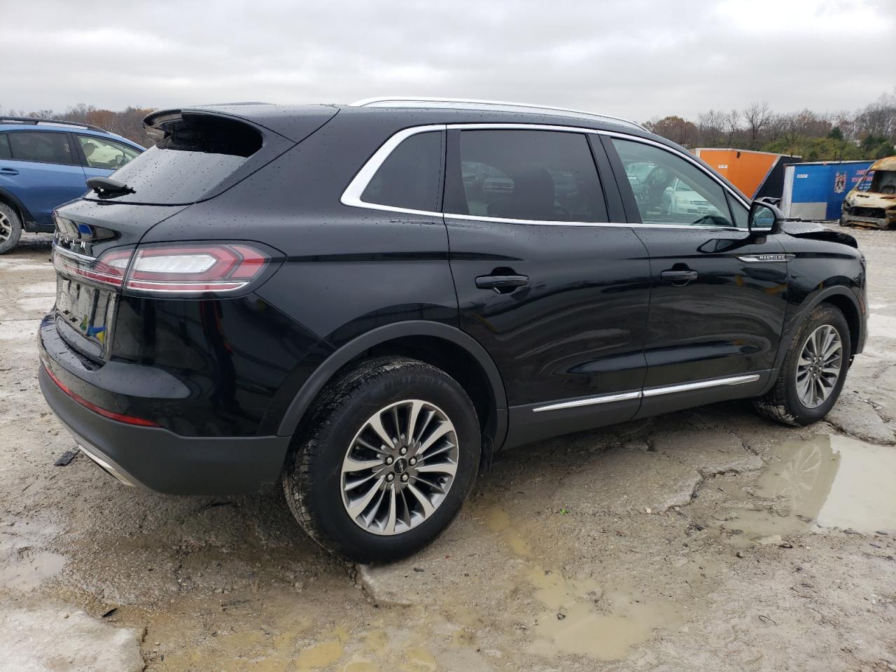 2021 Lincoln Nautilus - Image 3