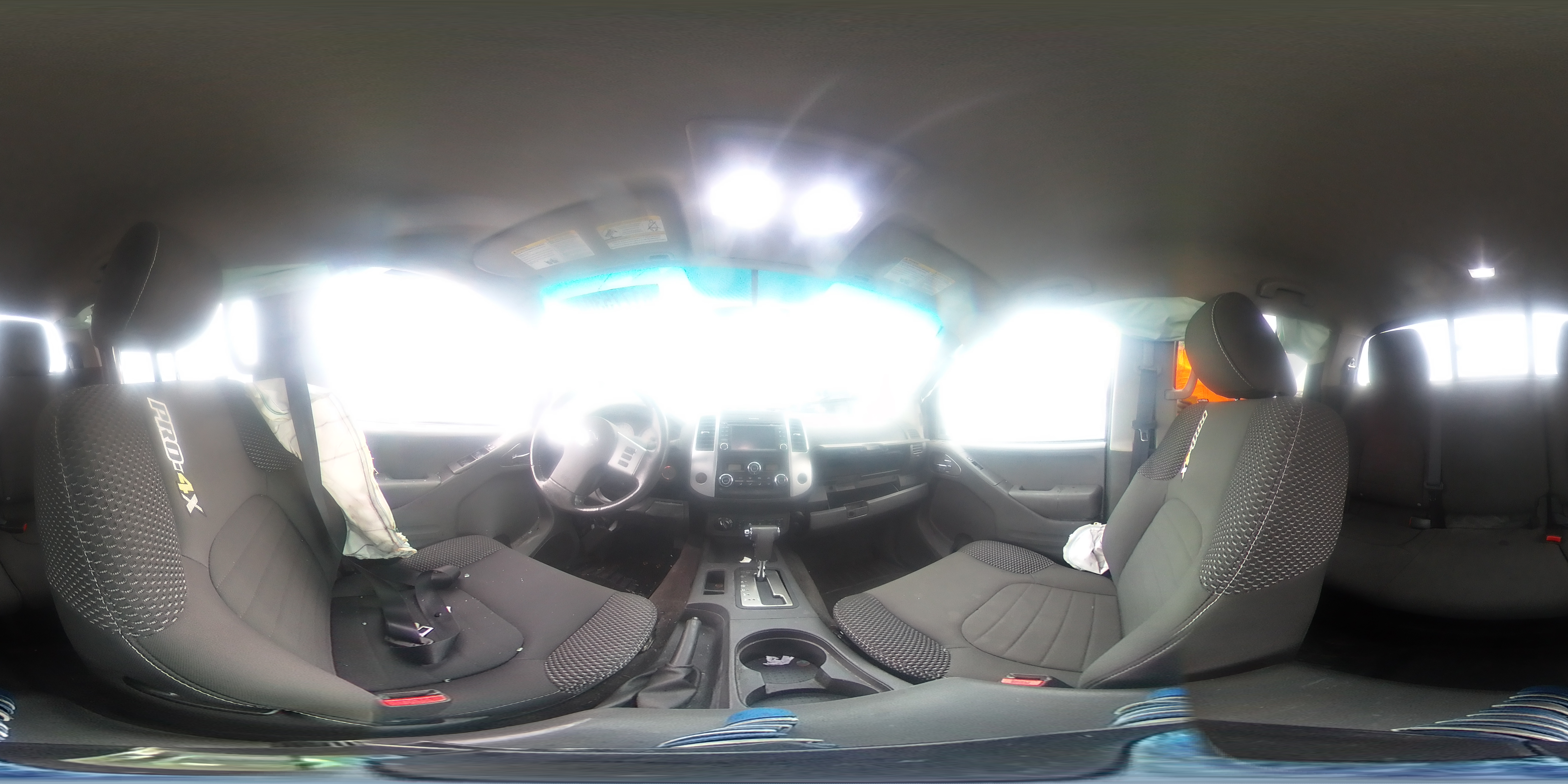 2016 Nissan Navara (Frontier) - Image 13