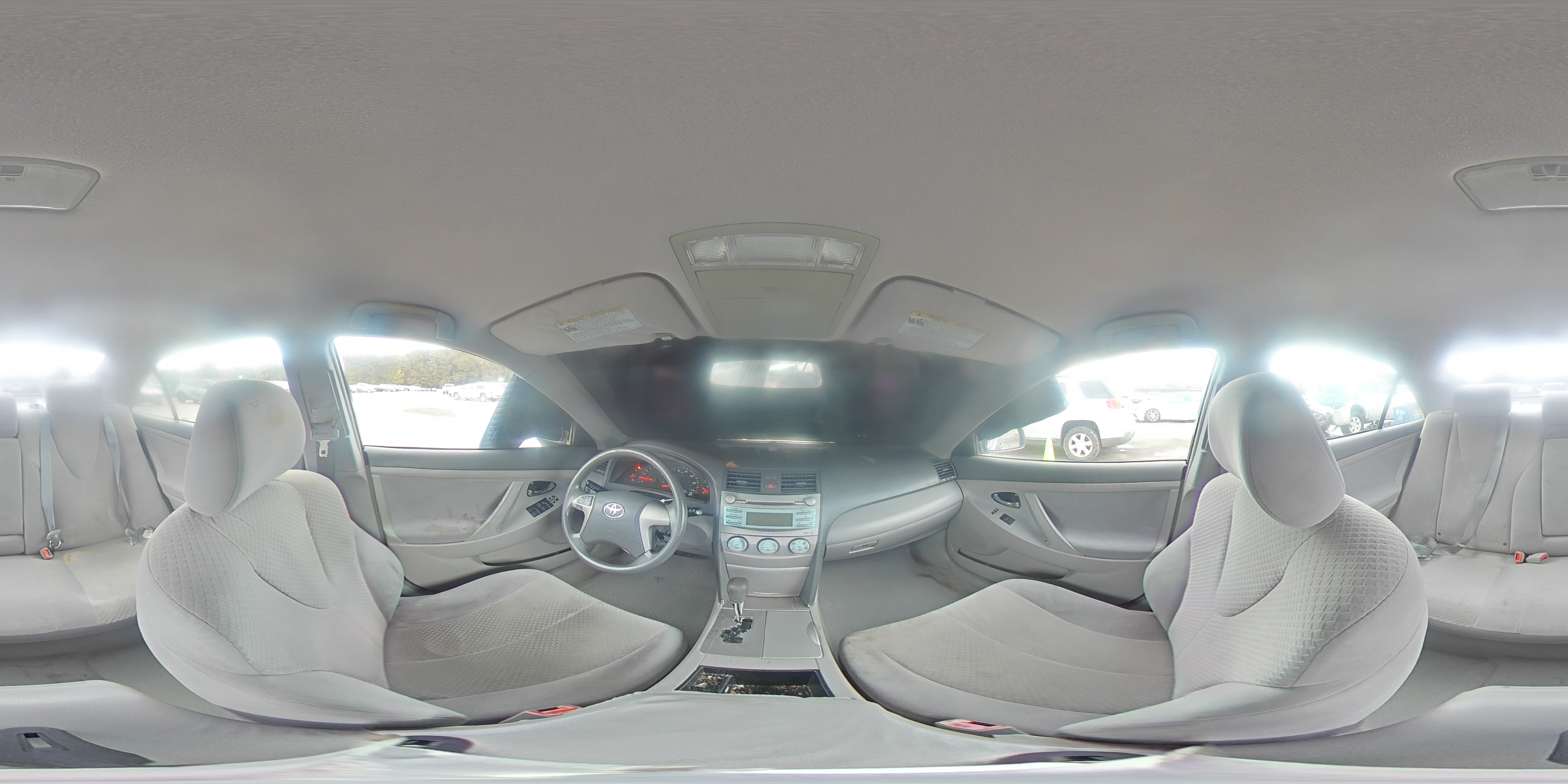 2009 Toyota Camry - Image 13