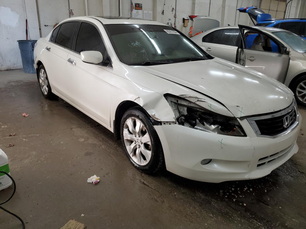 2010 Honda Accord - Image 4