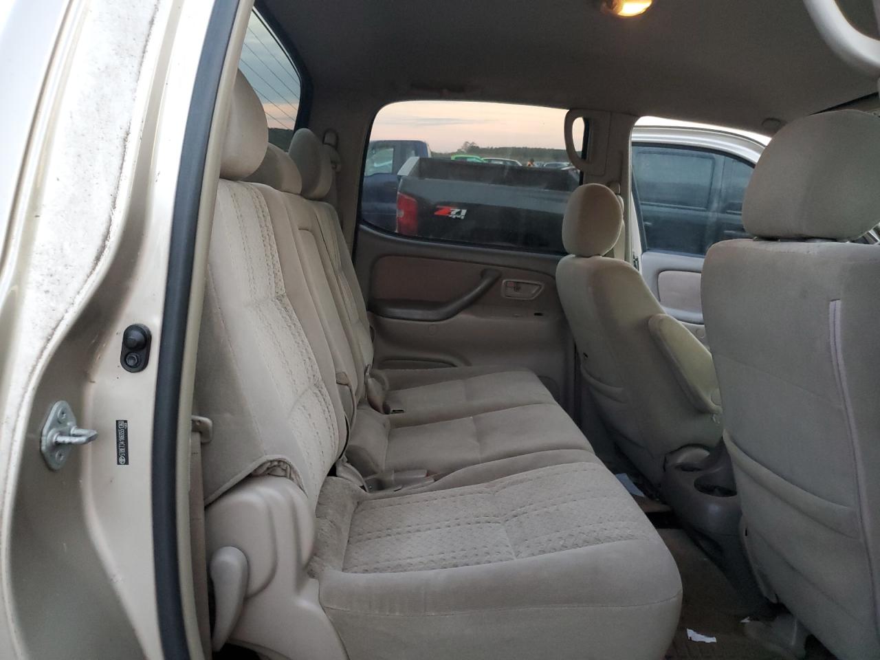 2006 Toyota Tundra - Image 10