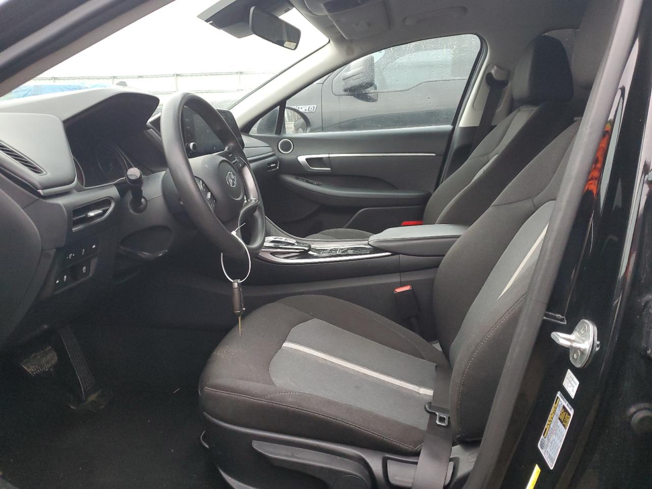 2022 Hyundai Sonata - Image 7