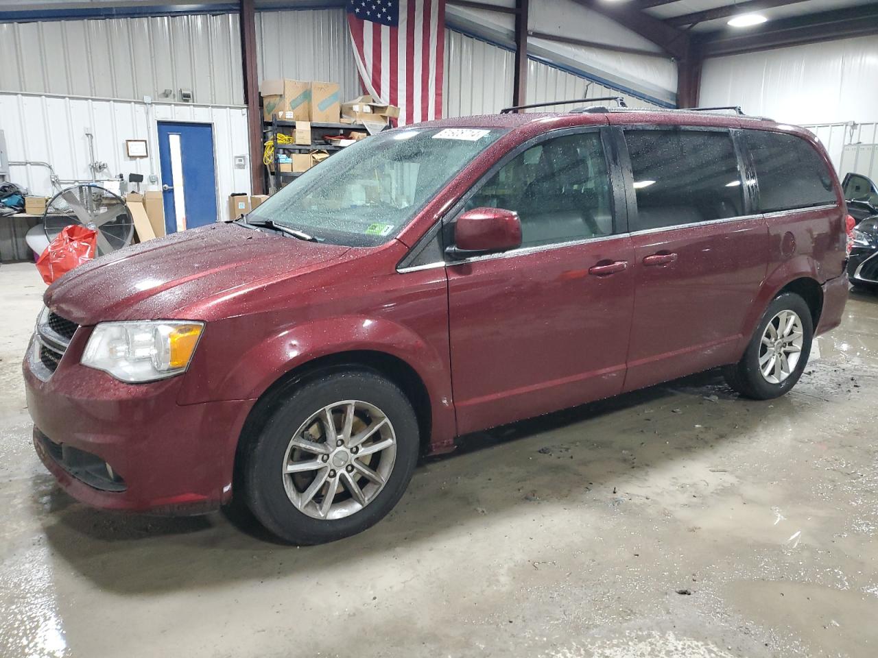 VIN 2C4RDGCG2JR342165 2018 DODGE CARAVAN no.1