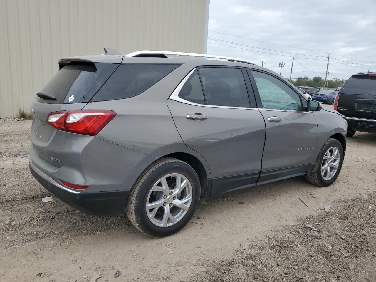 2018 Chevrolet Equinox Premier VIN: 3GNAXMEV9JS500977 Lot: 81062184