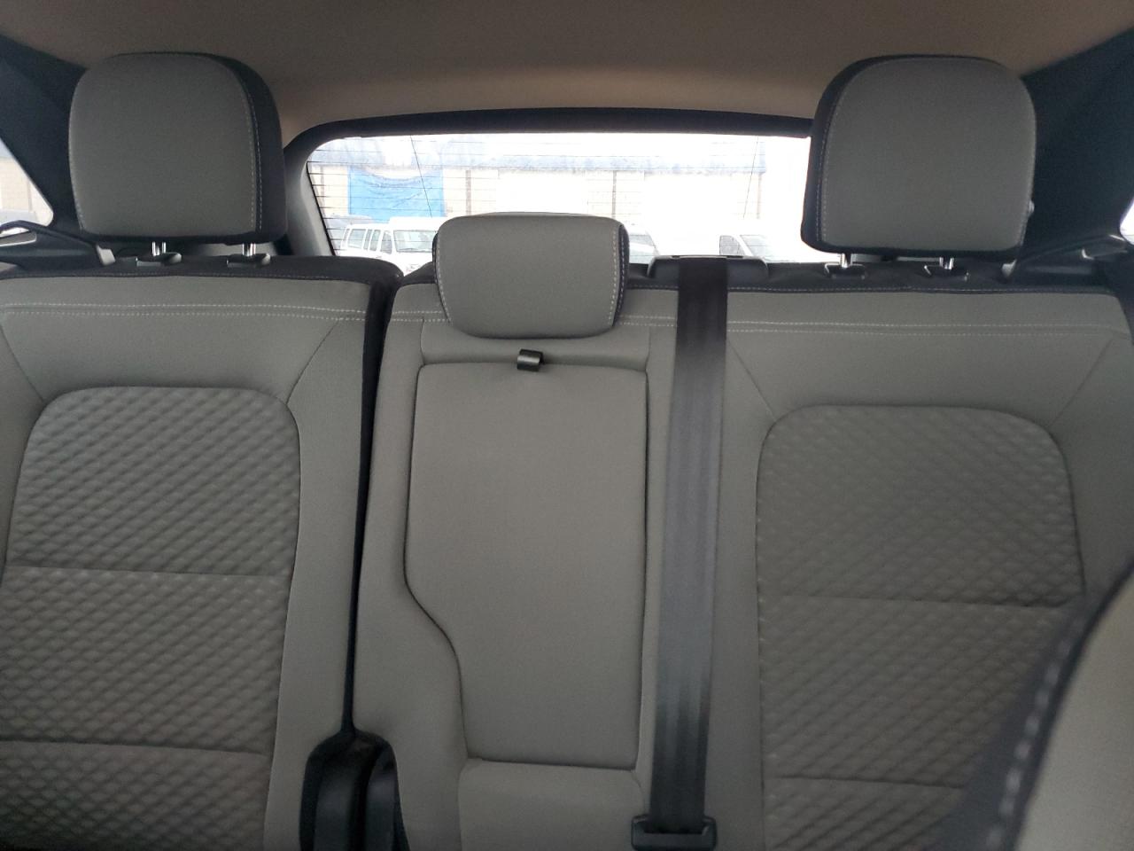 2020 Ford Escape - Image 10