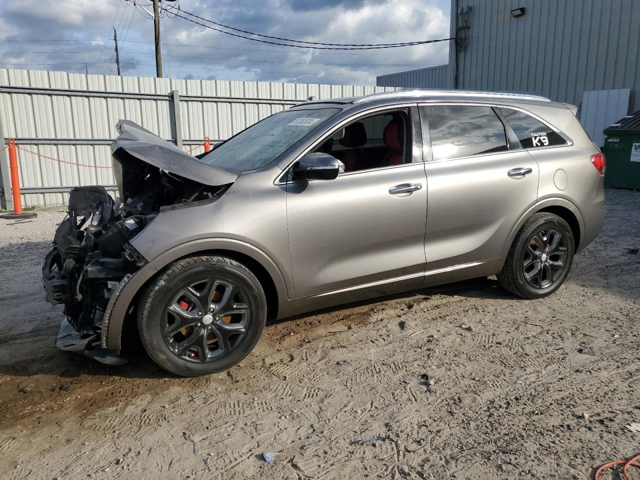 2016 Kia Sorento - Image 1