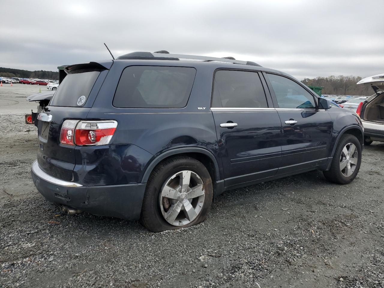 2012 GMC Acadia - Image 3