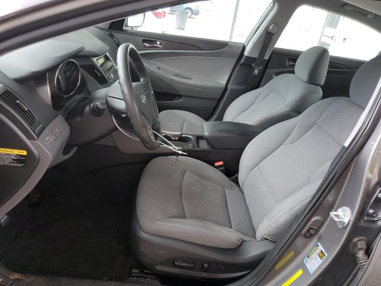2013 Hyundai Sonata - Image 7