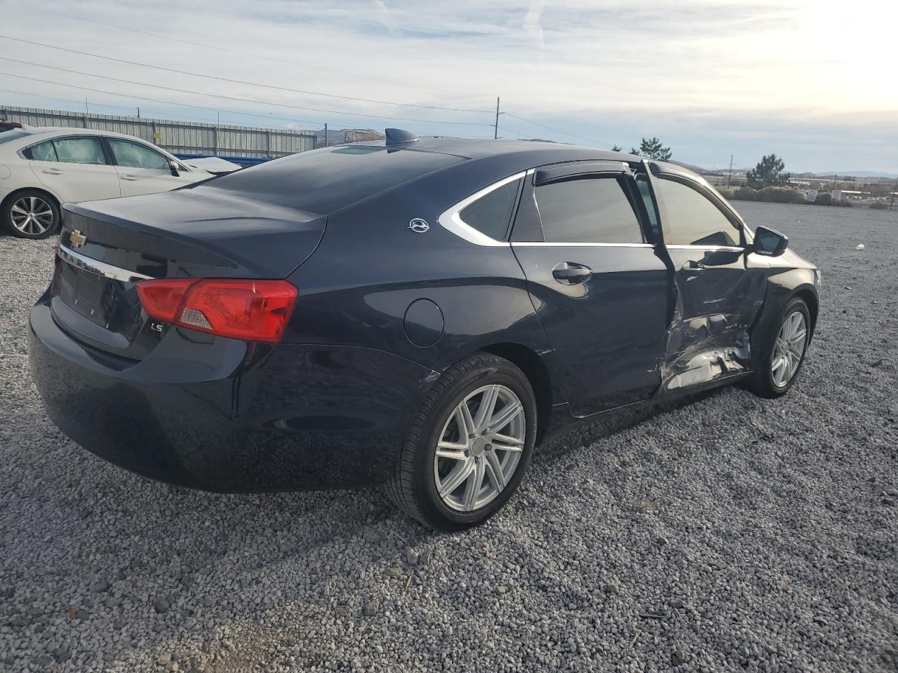 2016 Chevrolet Impala - Image 3