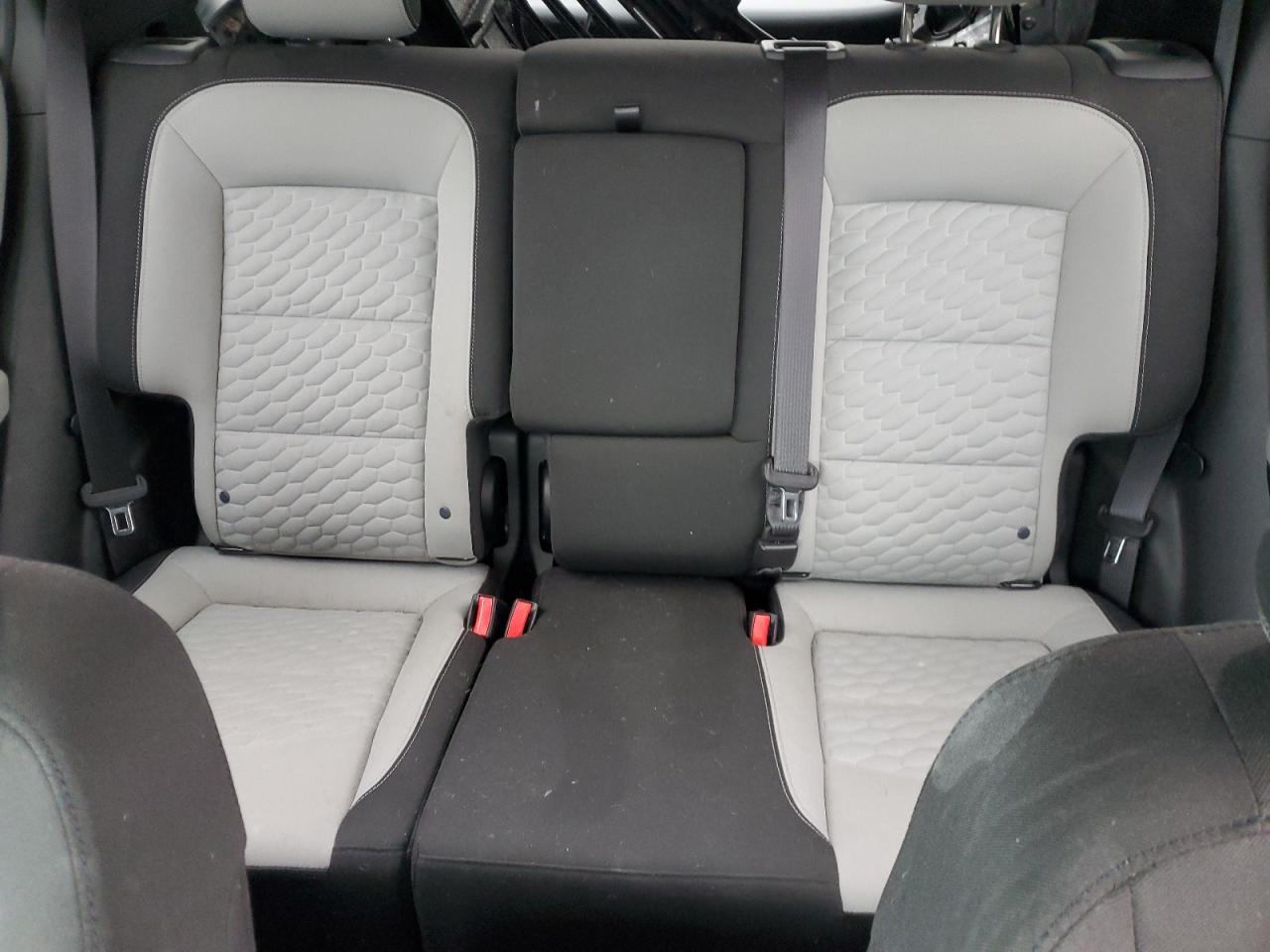 2020 Chevrolet Equinox - Image 10