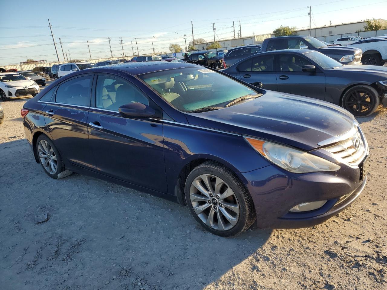 2012 Hyundai Sonata - Image 4
