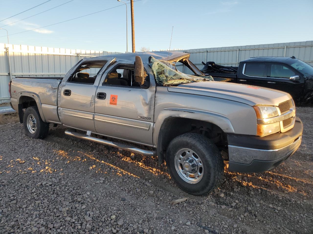 2004 Chevrolet Silverado - Image 4