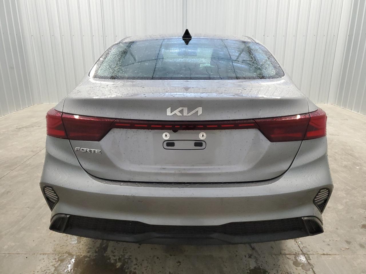 2023 Kia Forte - Image 6