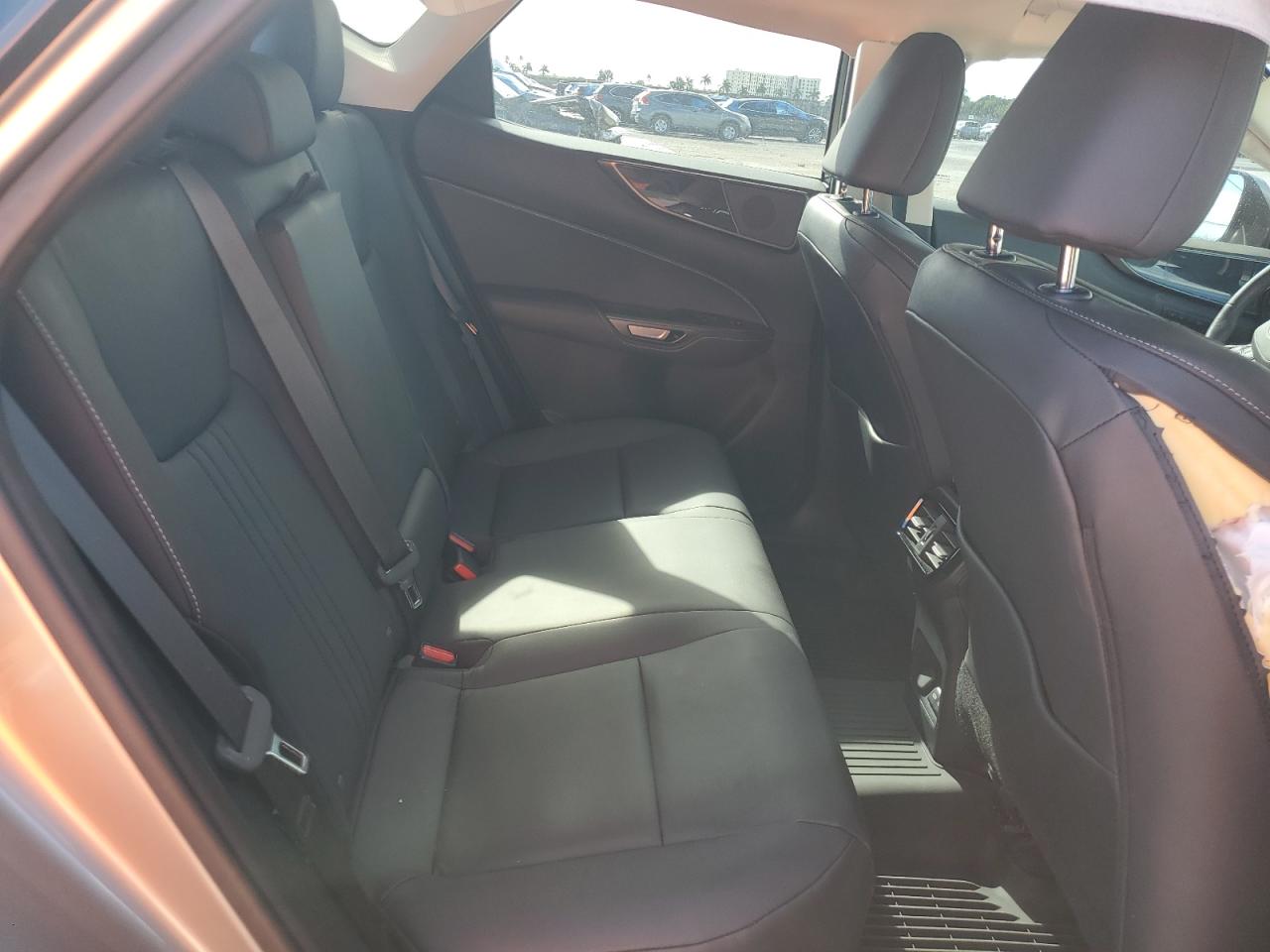 2022 Lexus NX - Image 11