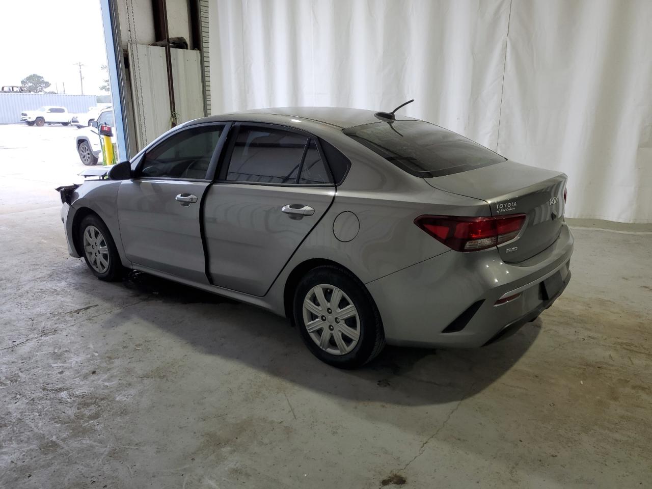 2023 Kia Rio - Image 2