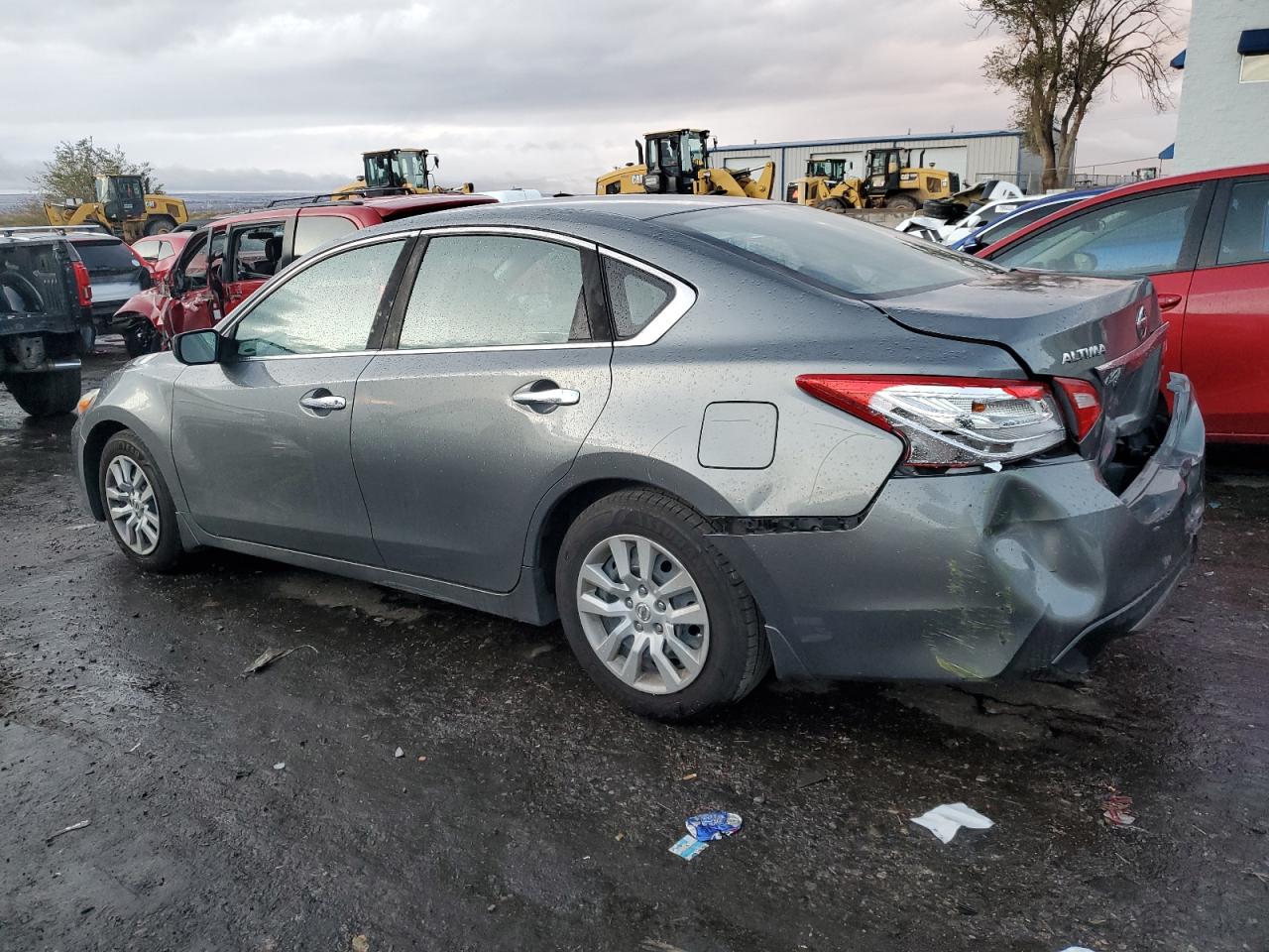 2017 Nissan Altima - Image 2