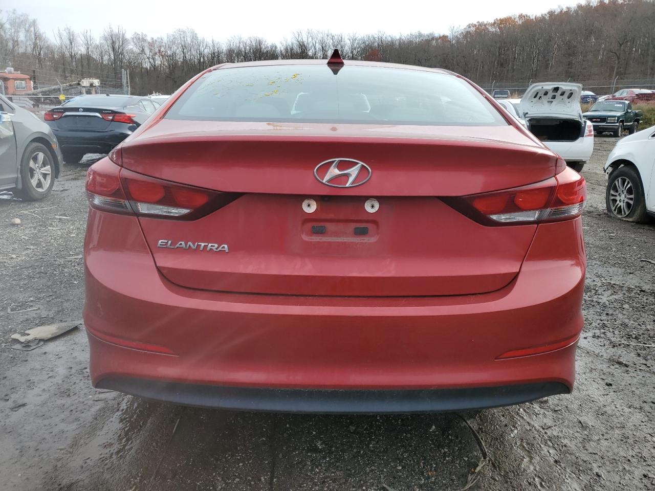 2018 Hyundai Elantra - Image 6