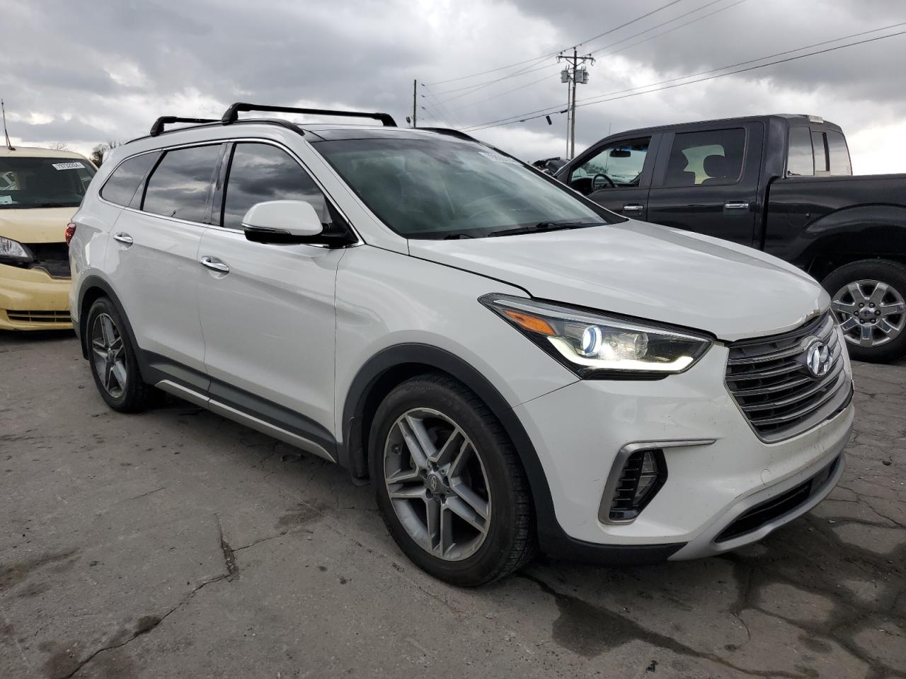 2018 Hyundai Santa Fe - Image 4