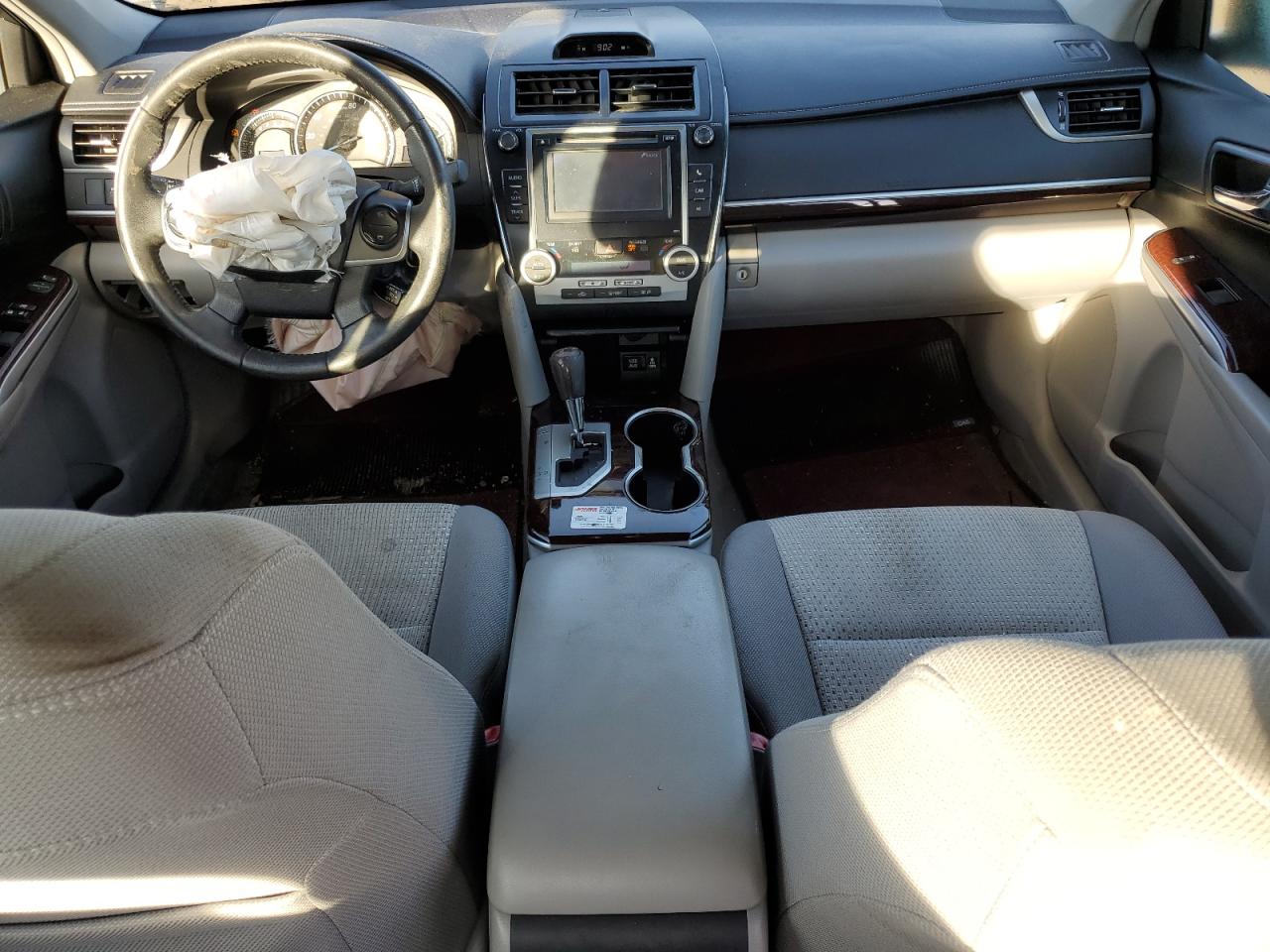 2014 Toyota Camry - Image 8